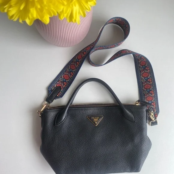 Prada handbag - Picture 12 of 13